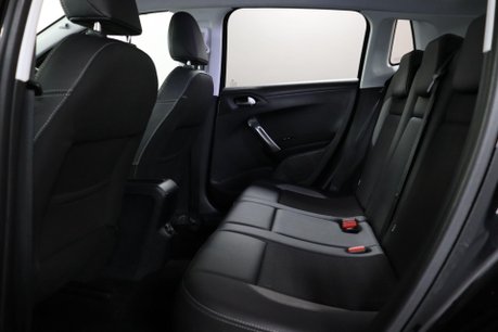 Peugeot 2008 BLUEHDI ALLURE 41