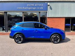 Nissan Qashqai 1.3 Qashqai N-Connecta DiG-T MHEV 5dr 10