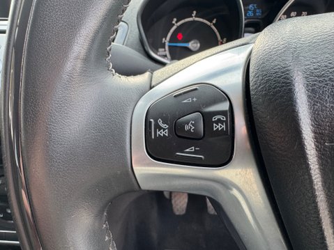 Ford Fiesta 1.6 TDCI TITANIUM X 13