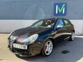Alfa Romeo Giulietta 1.6 JTDM-2 Sportiva Euro 5 (s/s) 5dr 3