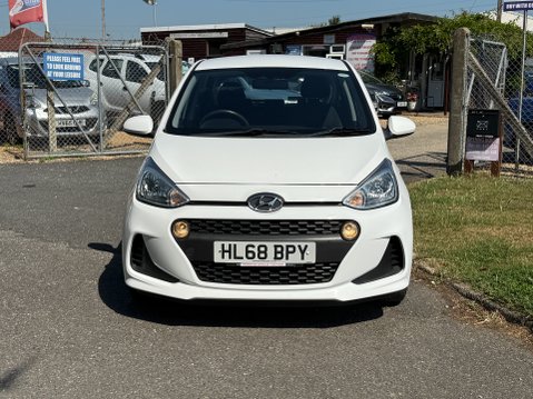 Hyundai i10 SE AUTOMATIC 9