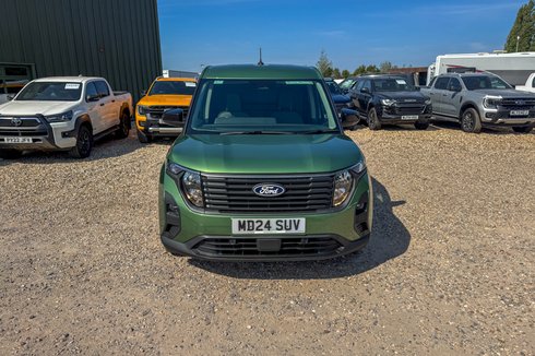 Ford Transit Courier Petrol SWB L1H1 Low Roof Limited Air Con Alloys Sensors EURO 6