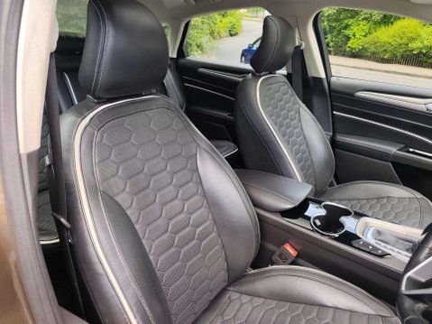 Ford Mondeo 2.0 Mondeo Vignale TDCi Auto 4dr 10