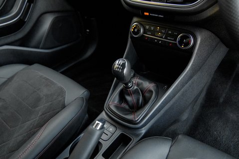 Ford Fiesta ST-LINE X EDITION MHEV 33