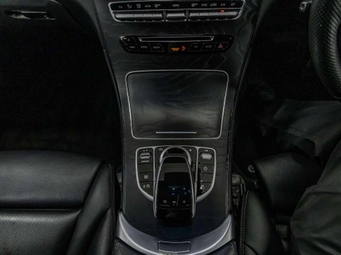 Mercedes-Benz GLC 2.1 GLC220d AMG Line (Premium Plus) Coupe 5dr Diesel G-Tronic 4MATIC Euro 6 51