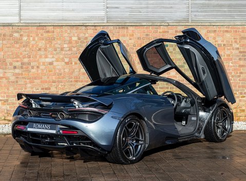 McLaren 720S Luxury 8