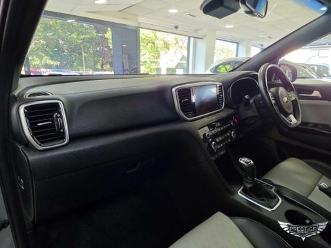 Kia Sportage 1.6 CRDi MHEV GT-Line Euro 6 (s/s) 5dr 29