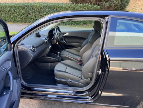 Audi A1 1.0 TFSI Sport Euro 6 (s/s) 3dr 25