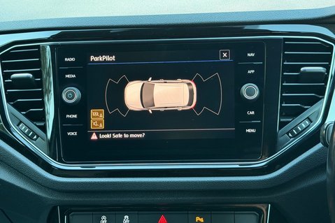 Volkswagen T-Roc R TSI 4MOTION DSG -CHEAPEST 'R' FOR SALE -FULL SERVICE HISTORY -HPI CLEAR 43