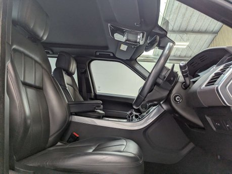 Land Rover Range Rover Sport 3.0 Range Rover Sport HSE SDV6 Auto 4WD 5dr 30