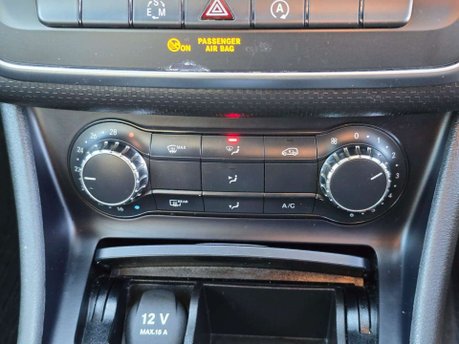 Mercedes-Benz A Class 2.1 A200d Sport Hatchback 5dr Diesel 7G-DCT Euro 6 (s/s) (136 ps) 55