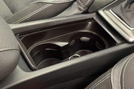 Volvo V40 1.6 T4 SE Lux Nav Hatchback 5dr Petrol Powershift Euro 5 (s/s) (180 ps) 40