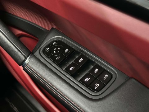 Porsche Cayenne 3.0T V6 Coupe 5dr Petrol TiptronicS 4WD Euro 6 (s/s) (340 ps) 47