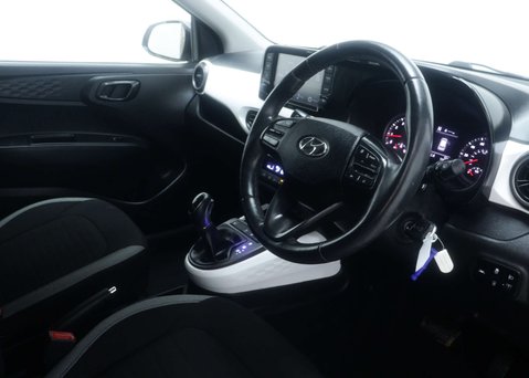 Hyundai i10 1.2 i10 Premium MPI Auto 5dr 36
