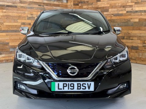 Nissan LEAF 40kWh Tekna Hatchback 5dr Electric Auto (150 ps) 