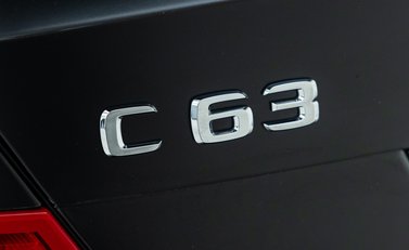 Mercedes-Benz C63 AMG Black Series 42
