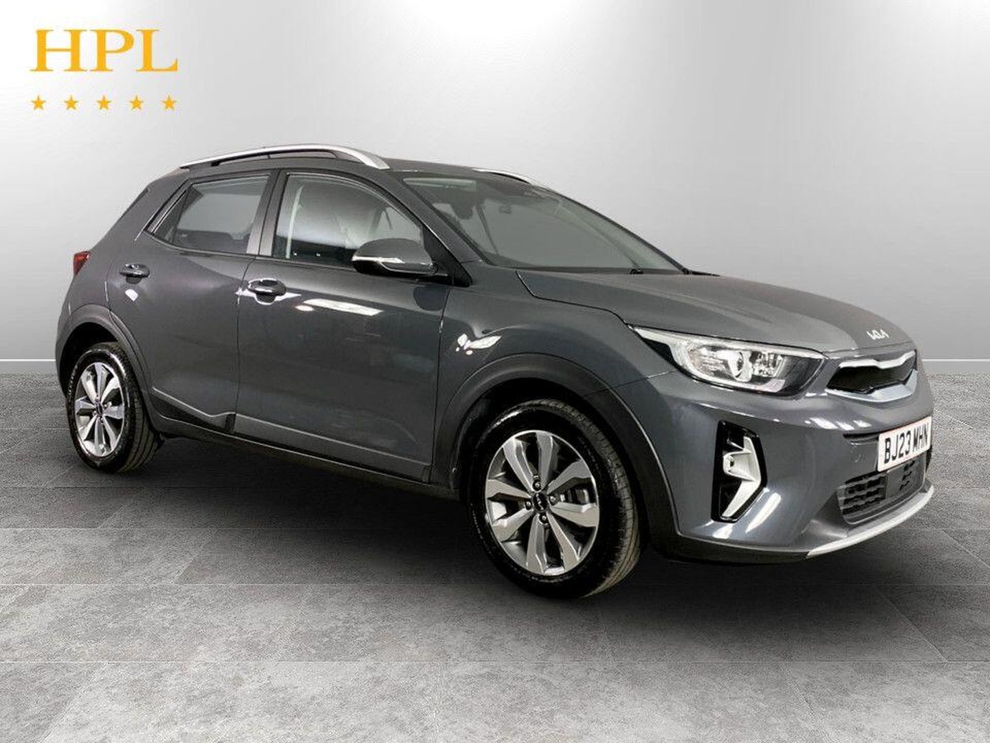 Kia Stonic listing photo