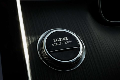 Mercedes-Benz C Class 2.0 C 300 E AMG Line Premium + A 5dr 26