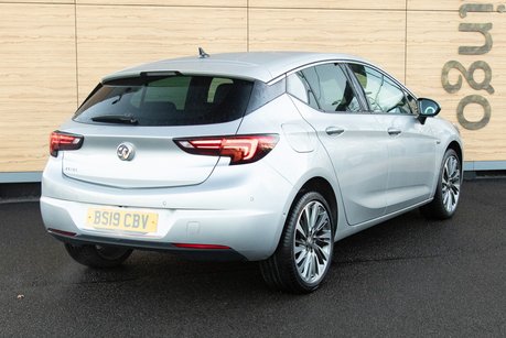 Vauxhall Astra ULTIMATE