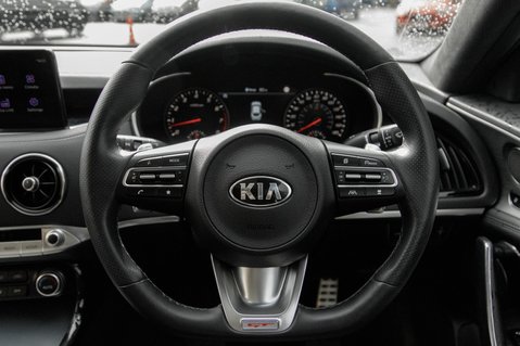 Kia Stinger GT S ISG 22