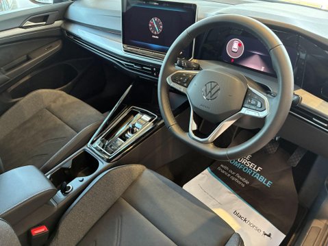 Volkswagen Golf 1.5 eTSI MHEV Style DSG Euro 6 (s/s) 5dr 27