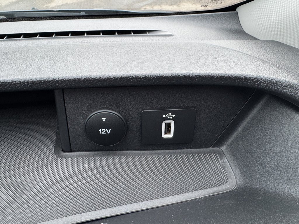 2023 Ford Transit CustomSWB L1H1 Low Roof Sport 310 Air Con Alloys Nav Sensors EURO 6 — thumbnail 33 of 51