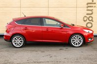 Ford Focus TITANIUM X 12