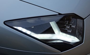 Lamborghini Aventador LP 700-4 Roadster 4