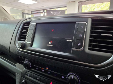 Vauxhall Vivaro 2.0 Turbo D 3100 Dynamic L2 H1 Euro 6 (s/s) 6dr 75