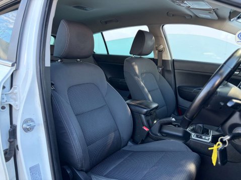 Kia Sportage 1.7 Sportage 2 CRDi ISG 5dr 17