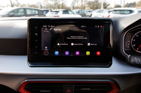 SEAT Arona ECOTSI FR SPORT 25