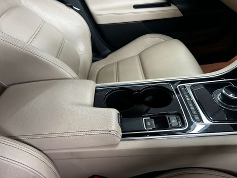 Jaguar XE 2.0 XE Prestige D Auto 4dr 44