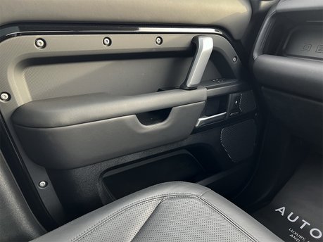 Land Rover Defender V8 45