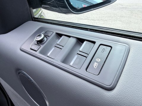 Land Rover Range Rover Sport 3.0 SDV6 HSE 23