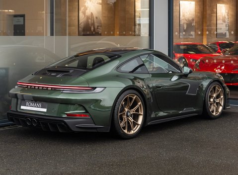 Porsche 911 GT3 TOURING (992) 4