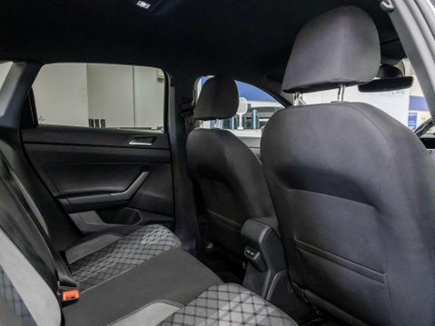 Volkswagen Taigo 1.0 TSI R-Line SUV 5dr Petrol DSG Euro 6 (s/s) (110 ps) 61