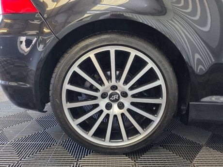 Volkswagen Golf 3.2 R32 Hatchback 3dr Petrol Manual (276 g/km, 240 bhp) 27