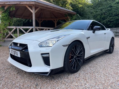 Nissan GT-R 3.8 V6 Recaro Coupe 2dr Petrol Auto 4WD Euro 6 (570 ps) 9