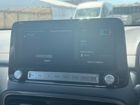 Hyundai KONA 39kWh Premium SUV 5dr Electric Auto (10.5kW Charger) (136 ps) 18