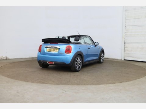 Mini Convertible 1.5 Cooper D Euro 6 (s/s) 2dr 6