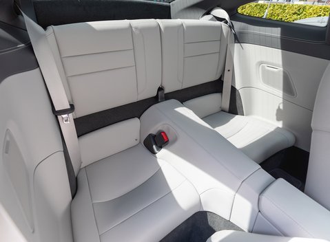 Porsche 911 Carrera (992) 14