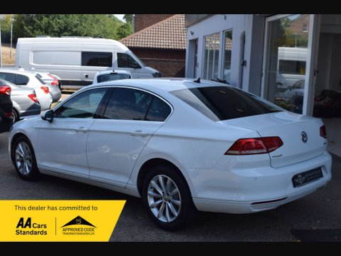 Volkswagen Passat 2.0 Passat SE Business TDI BlueMotion Technology 4dr 4