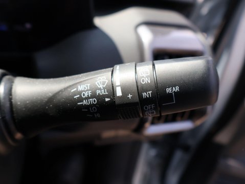 Suzuki e Vitara 61kWh Motion Auto 5dr 23
