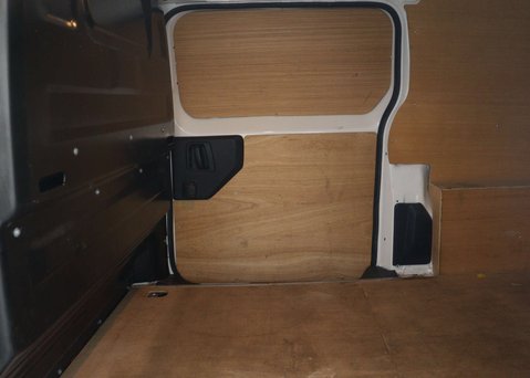 Vauxhall Vivaro 3100 75kWh Dynamic Panel Van 5dr Electric Auto L2 H1 (136 ps) 39