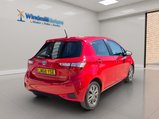 Toyota Yaris 1.5 VVT-h Icon E-CVT Euro 6 (s/s) 5dr 10