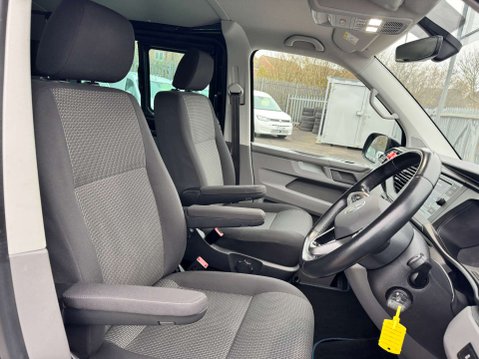 Volkswagen Transporter 2.0 Transporter T32 Highline TDI Semi-Auto 19