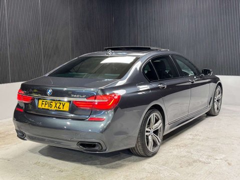 BMW 7 Series 3.0 740ld xDrive M Sport Auto 4WD 4dr 38