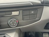 Volkswagen Transporter Crew Cab SWB L1H1 T32 Tdi Kombi Highline Air Con SELECT 36