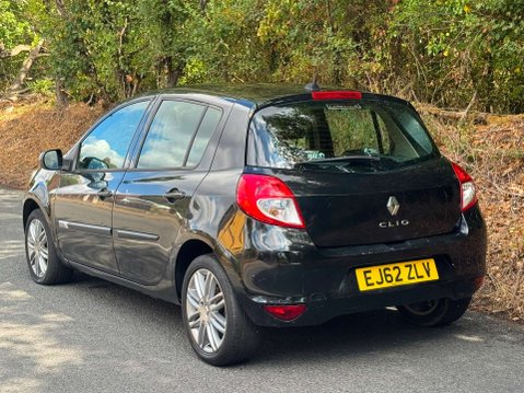Renault Clio 1.1 Clio Dynamique TomTom 16v 5dr 27