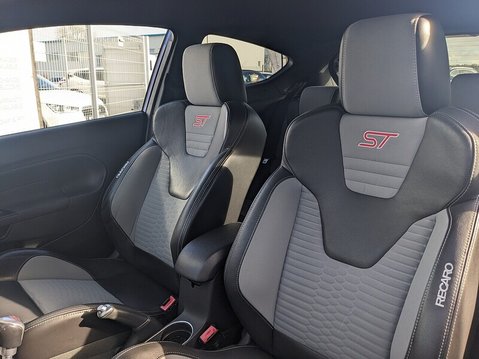 Ford Fiesta ST-3 16
